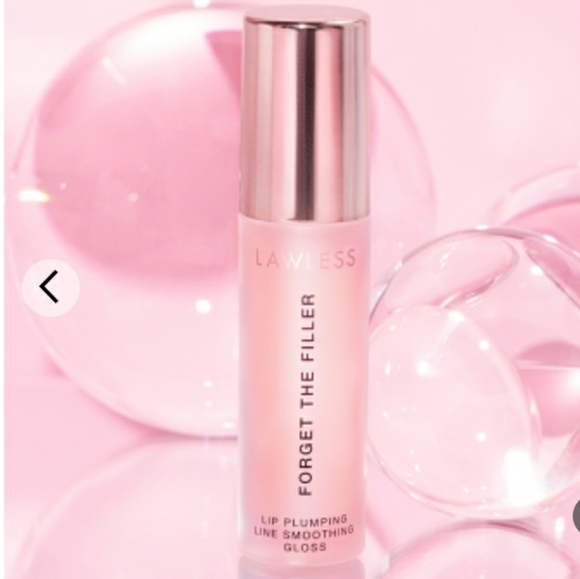 Lawless Beauty Other - LIP Plumping Line Smoothing Gloss by Lawless Beauty